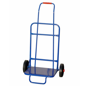 Chariot trÃ¨s maniable, parfait pour le transport et la distributon de publicitÃ©. PossibilitÃ© dâajouter un sac de distribution. Roues en caoutchouc noir.