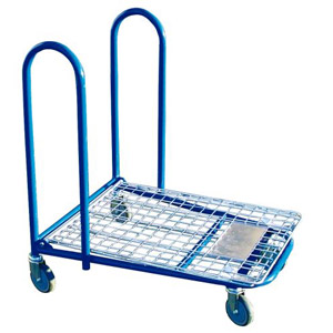 Chariot emboÃ®table et ouvert pour le transport de charges volumineuses. FabriquÃ© en tube dâacier et mailles zinc, rÃ©sistant Ã  des charges jusquâÃ  400 kg. Quatre roues pivotantes en caoutchouc permettant un maniement parfait du chariot.